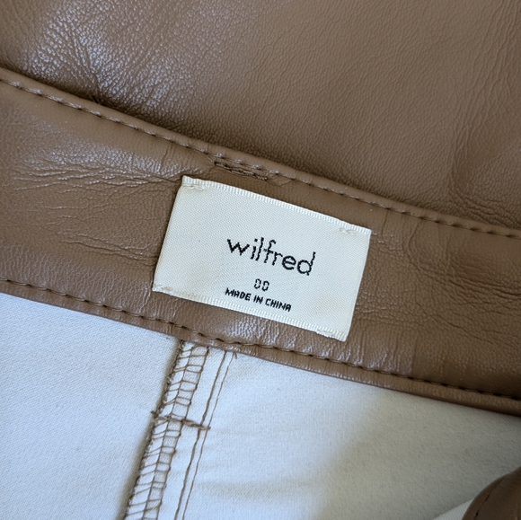 WILFRED Aritzia High Waisted Vegan Leather Pants Sz 00 Flax Beige - Picture 7 of 11